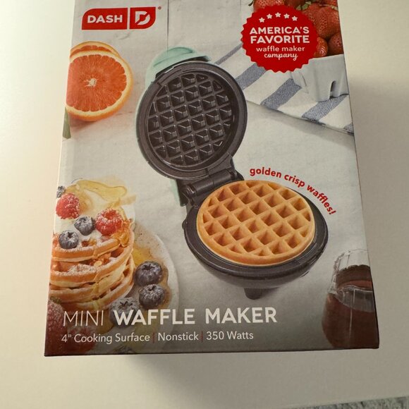 Dash Mini Waffle Maker - Picture 3 of 3